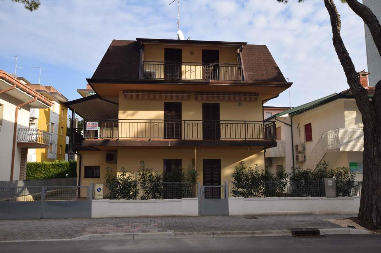 Apartments In Lignano Sabbiadoro 39726 Bagian luar foto