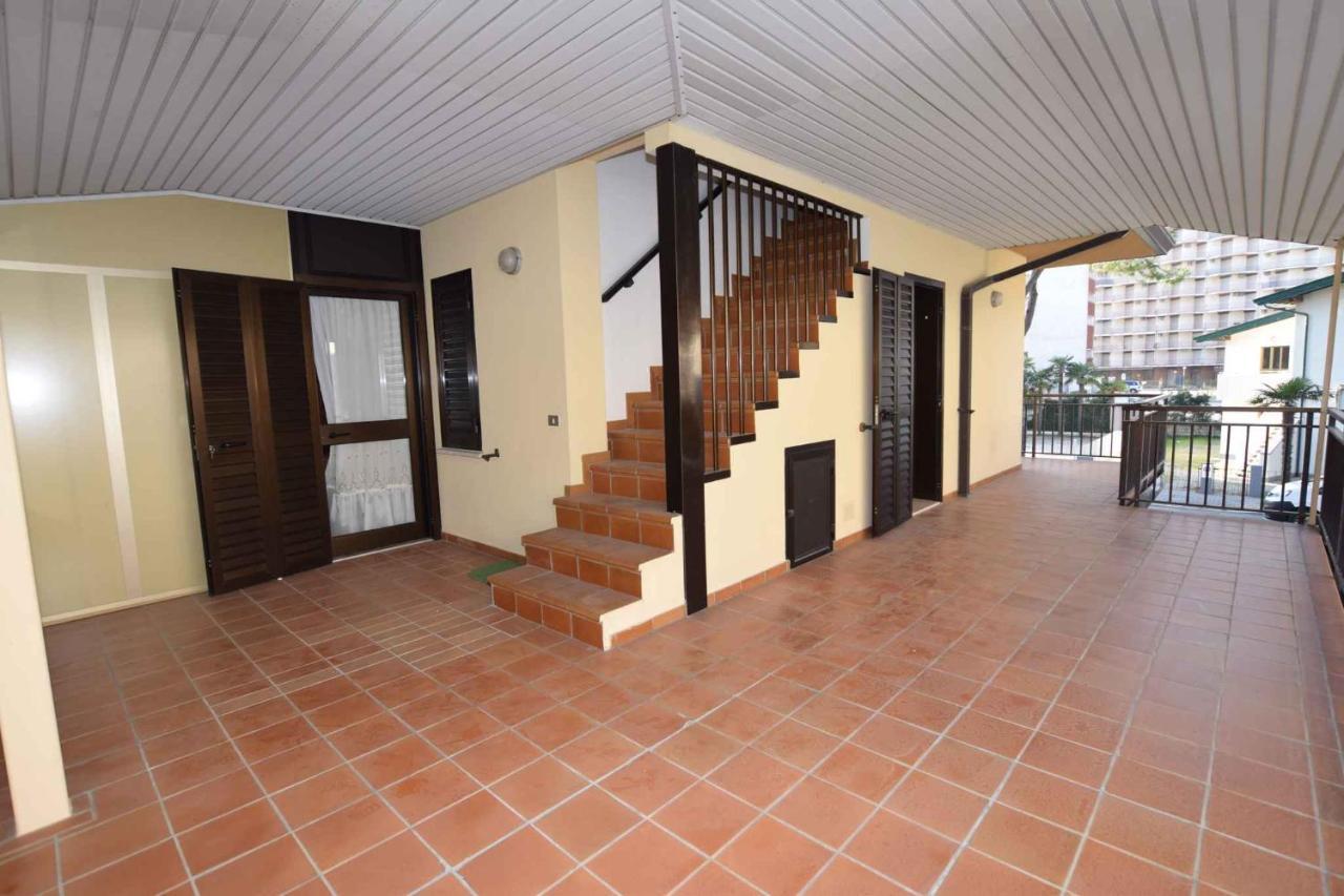 Apartments In Lignano Sabbiadoro 39726 Bagian luar foto