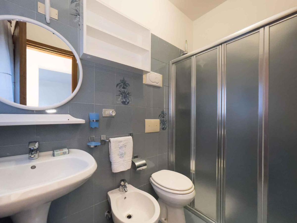 Apartments In Lignano Sabbiadoro 39726 Bagian luar foto